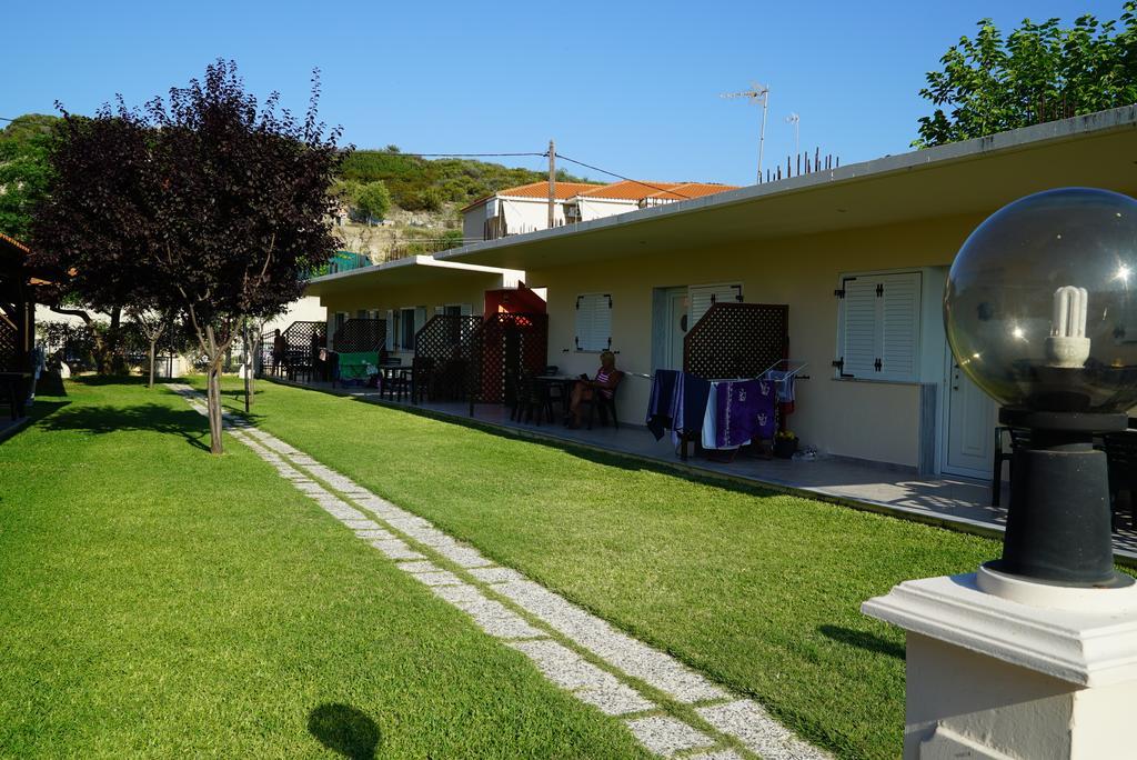 Ferienwohnung Ammos Kalamitsi Exterior foto